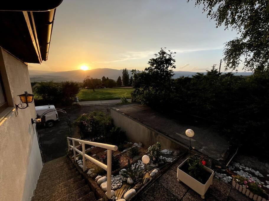 Joli Appartement Paisible Corcelles-sur-Chavornay Bagian luar foto